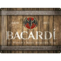 plaque métal publicitaire 30x40cm bombée en relief :  Bacardi rétro